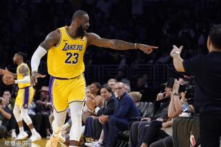 这一幕不仅 这一幕不仅