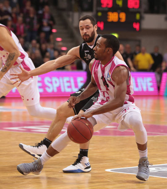 莱万多夫斯 莱万多夫斯