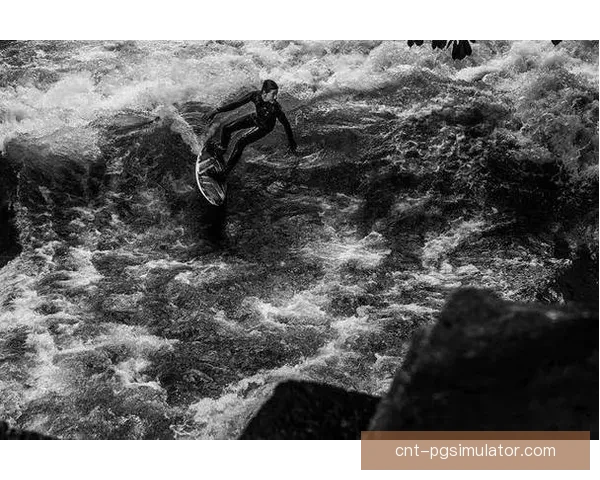 冲浪高手争霸：挑战浪尖，登上巅峰