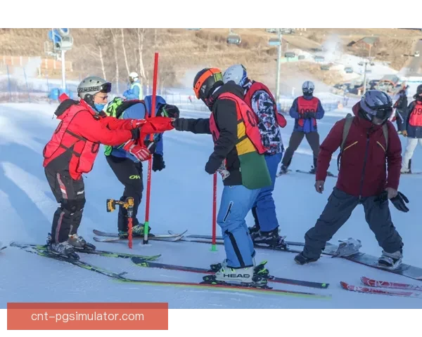激情飞雪！白雪皑皑的滑雪公开赛闪耀登场
